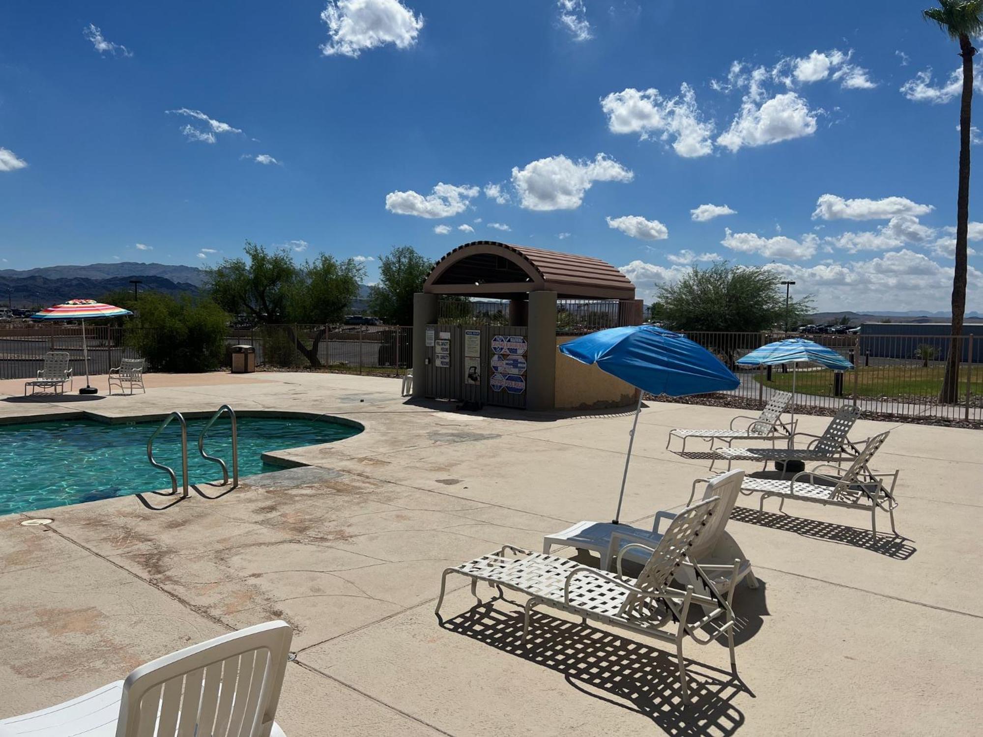 Studio 6 Suites Lake Havasu City Az エクステリア 写真