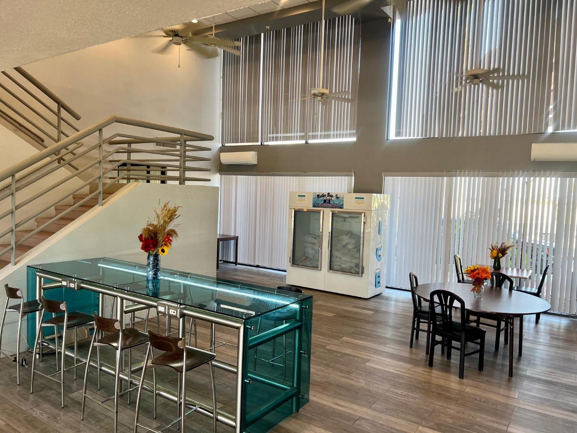 Studio 6 Suites Lake Havasu City Az エクステリア 写真